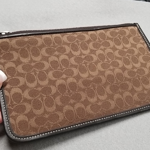 Coach Logo Cosmetic Bag, NWOT - Picture 6 of 7